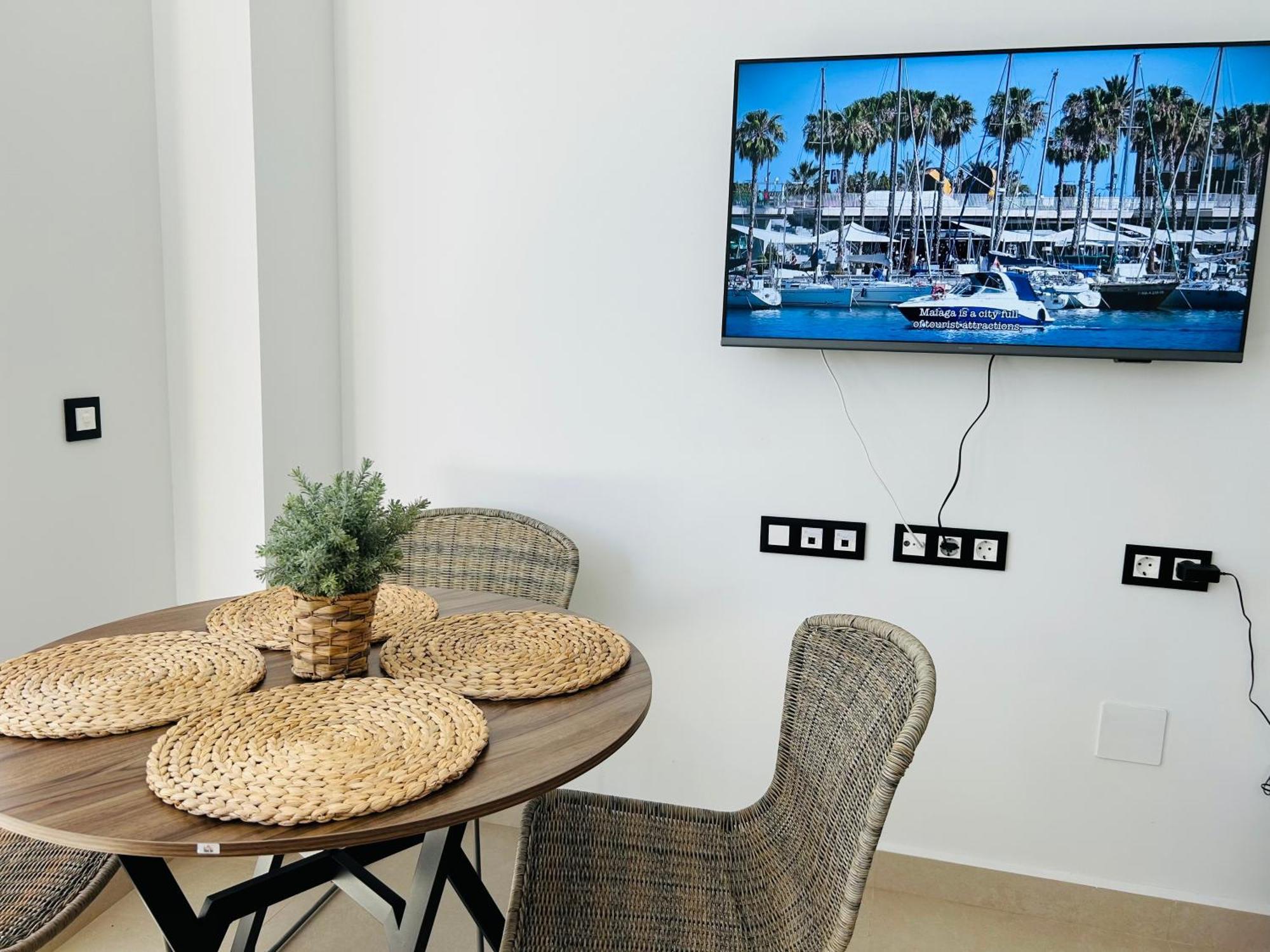 Victoria Beach Premium Malaga Ngoại thất bức ảnh