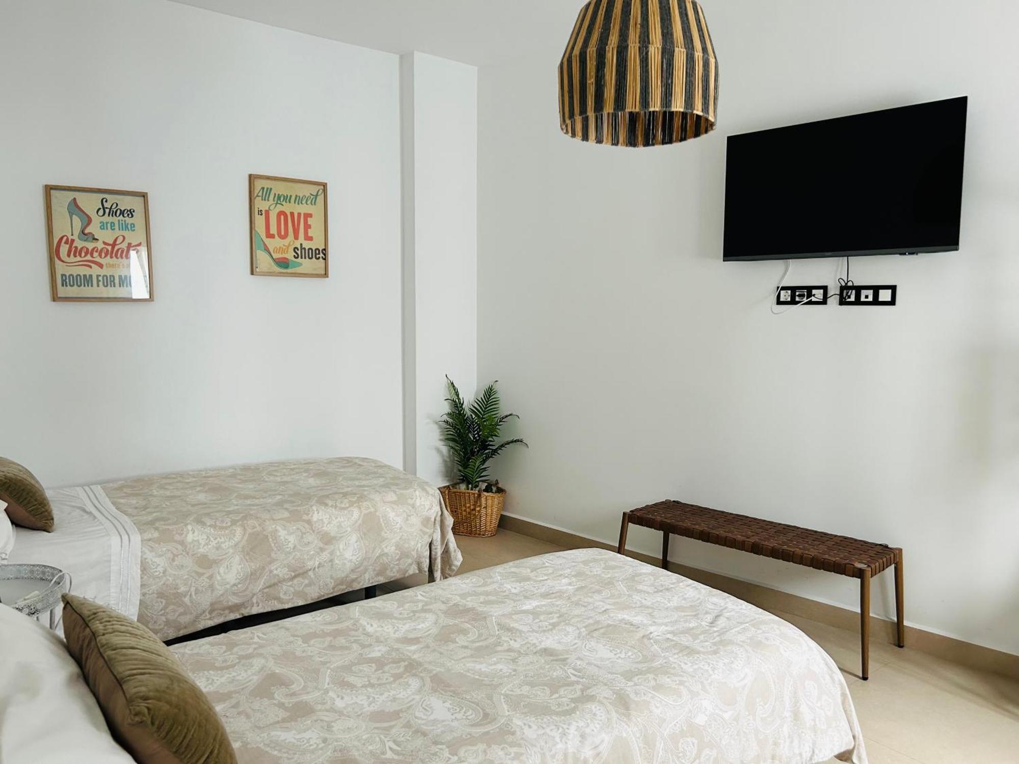 Victoria Beach Premium Malaga Ngoại thất bức ảnh